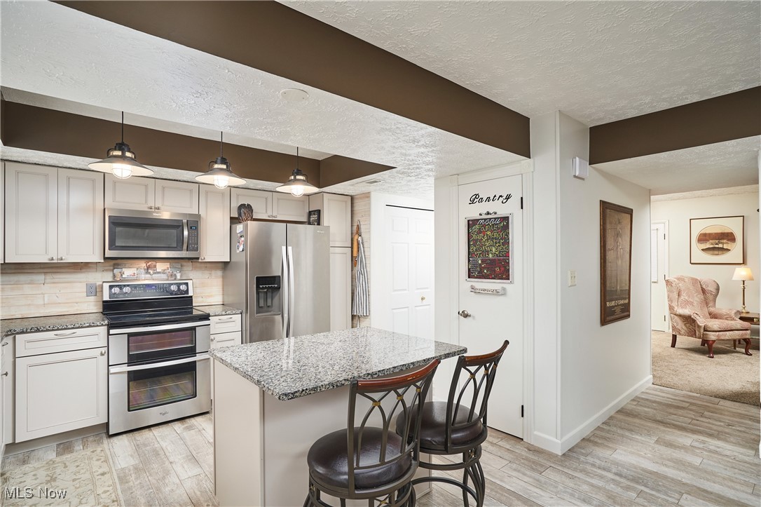 Country Club Twnhs North Condo - Residential