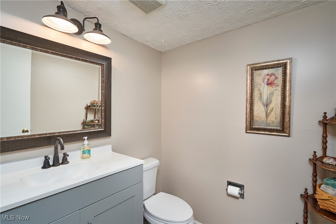 Country Club Twnhs North Condo - Residential