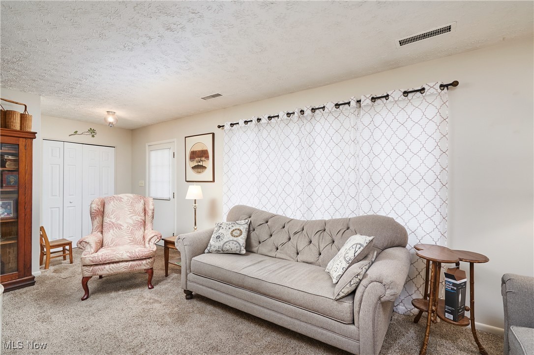 Country Club Twnhs North Condo - Residential