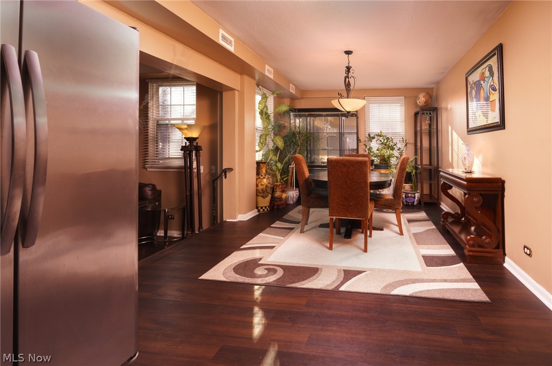 South Park Manor Condo - Residential
