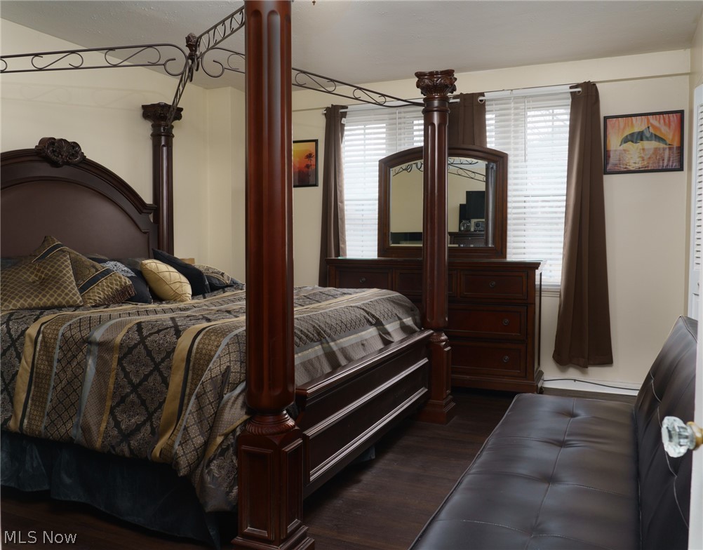South Park Manor Condo - Residential