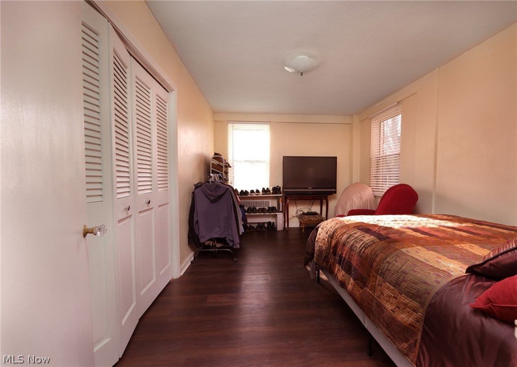South Park Manor Condo - Residential