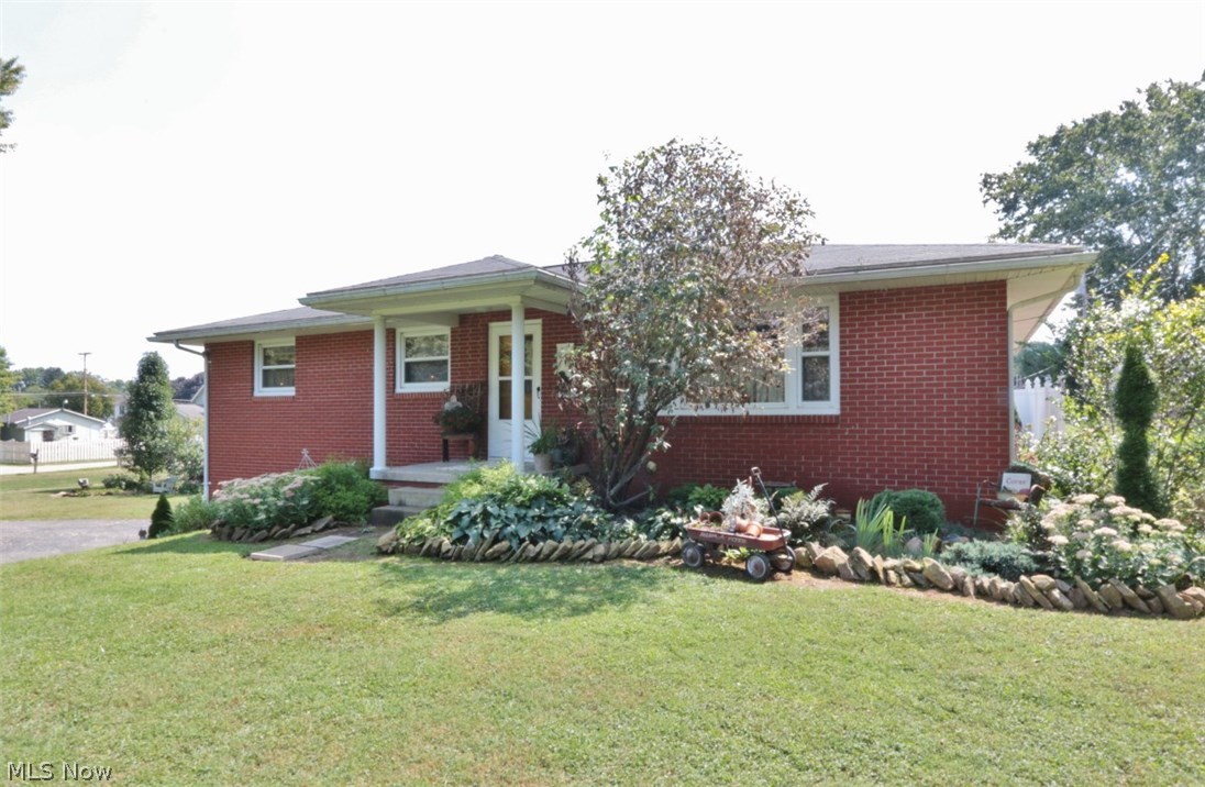 Home warranty with additional HVAC coverage included!  Darling ranch home that has been well maintained on dead end street.   Low maintenance exterior brick, beautiful landscaping and gardens that have been featured in publication. Attached 2 car heated garage! Average AEP $120, Gas budget- $51 monthly. Partially finished lower level.