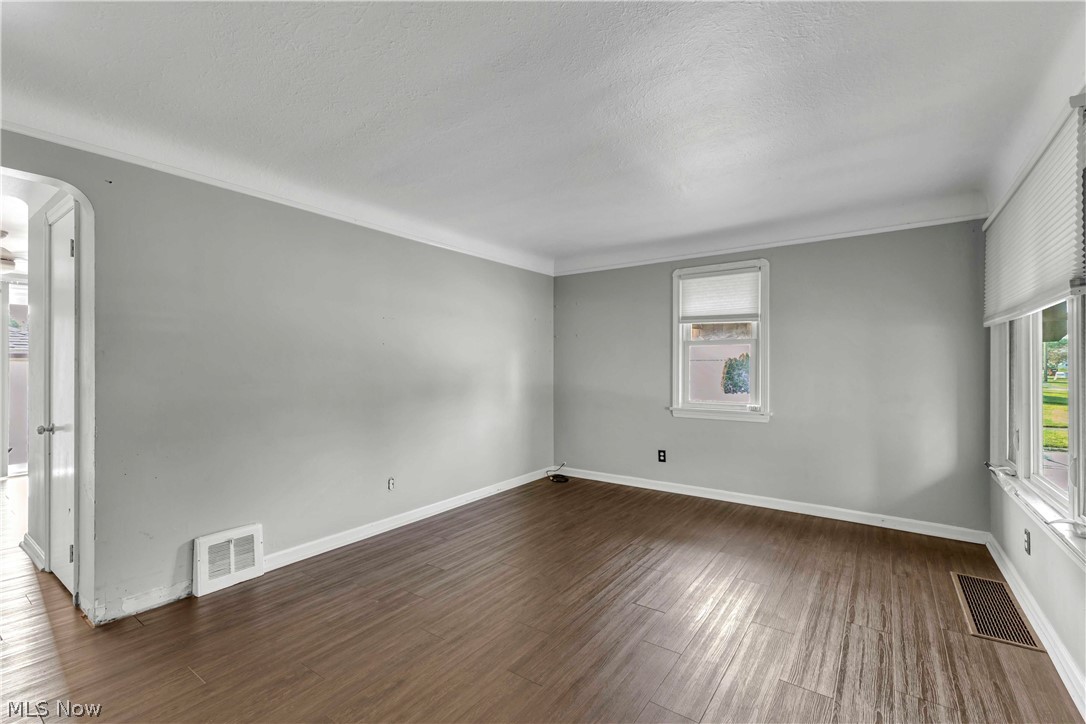 Brook View - Residential