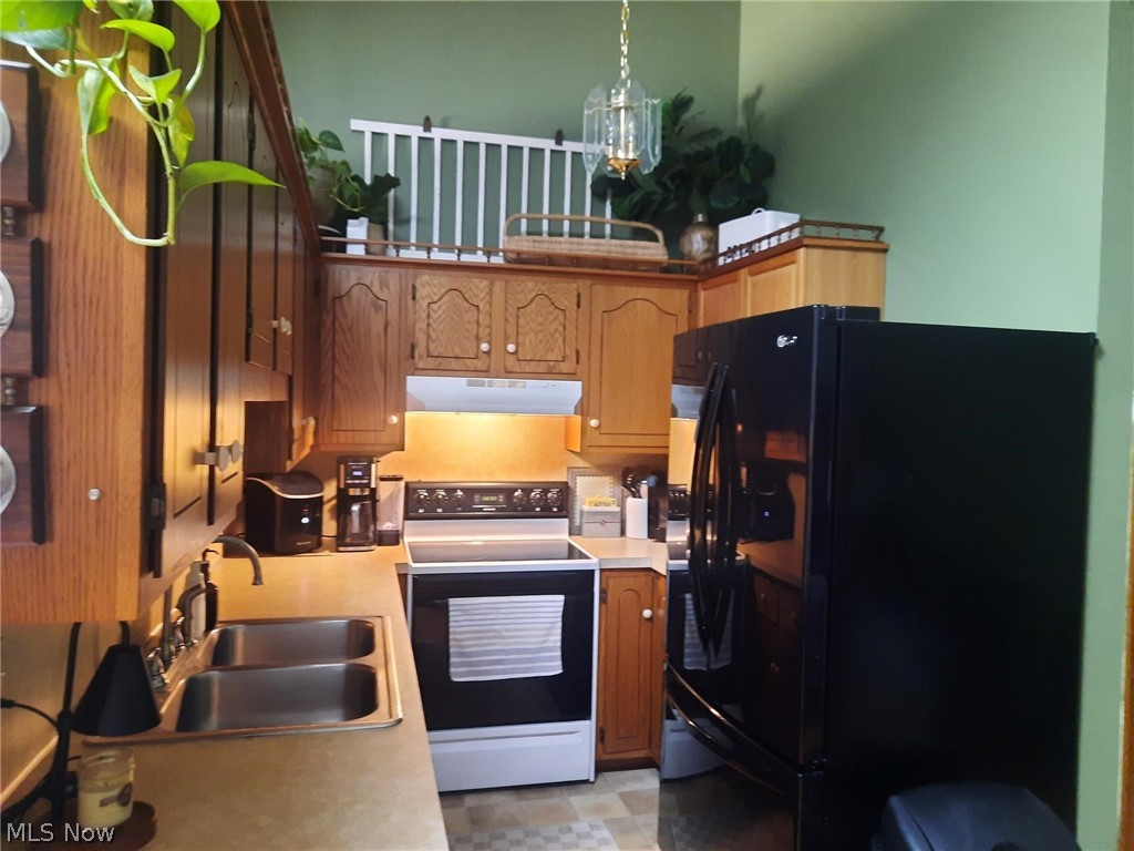 Village Green Condo - Residential