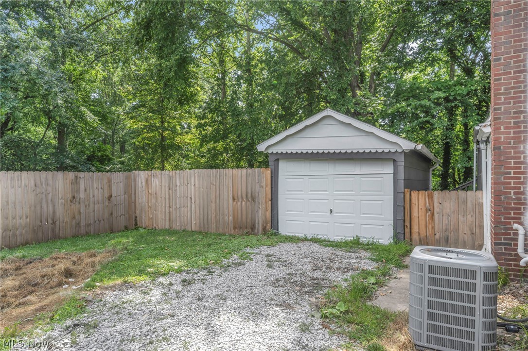 Starr Canfield Tr - Residential