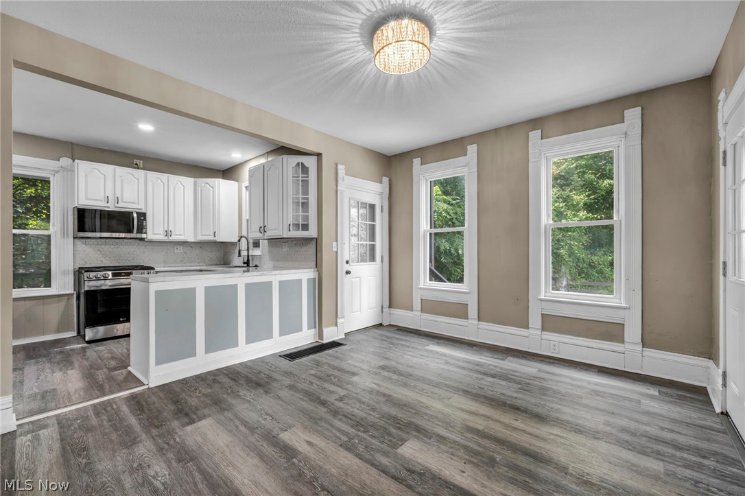 Starr Canfield Tr - Residential