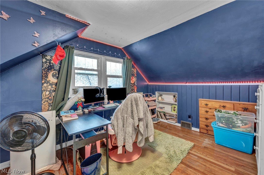 Inwood Beach - Residential