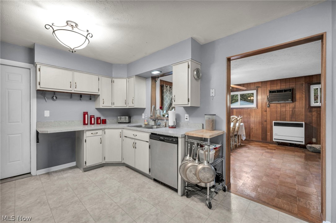 Inwood Beach - Residential