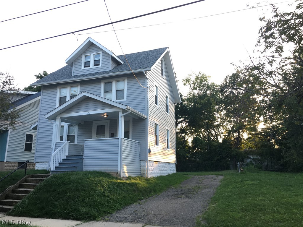 Professionally managed, 24/7 Emergency maintenance line, Online Rent Payments available. 
Credit score of 600+. Below 600 is considered conditional.
Less than 3 items in collections, excluding student loan and medical. More than 3 is considered conditional. 
Monthly income of 2.5 times the amount of the monthly rent.
Thorough and Complete Criminal and Eviction Check.
$50 Non Refundable App Fee for all Adults who will be occupying the property.
Applications can only be completed online.
Typical Security Deposit equivalent to one months rent, pending results of background checks. 
NOT Accepting Section 8 / AMHA Housing Vouchers