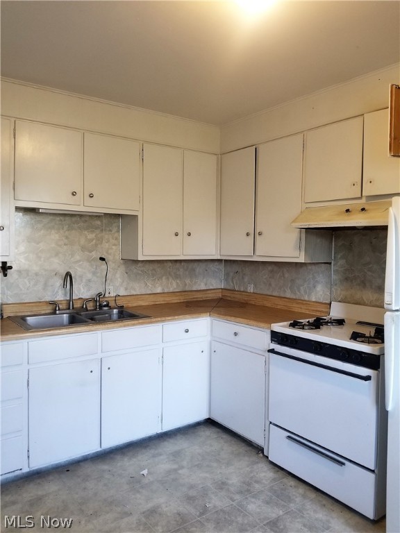 Hall - Residential