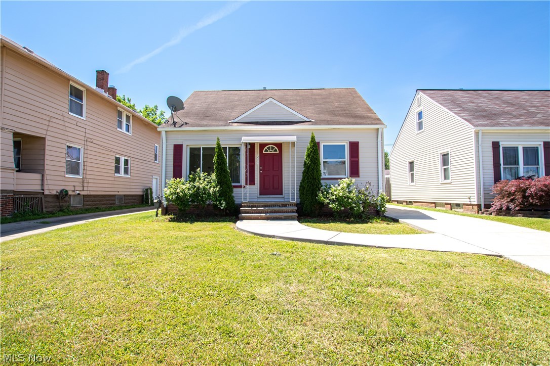 2411 Brookdale. Parma, OH - 3 bed 1.25 bath single family home! //

$1,395 rent / $1,395 deposit //
$45 application fee per adult //
NO SMOKING //
1 time $129 non-refundable set up fee paid at lease signing //

$30/month required resident benefit package; can include personal property/liability insurance for an additional $5/month for $35/month total. //

All applicants are required to fill out a PetScreening app, found on our website directly on the app before being processed. Even if you have NO pets - this app must be filled out. One time, non-refundable pet fee of $200-300 per animal applies to all pets & must be paid prior to or when you pay your first month rent. (No fee for qualified assistance animals). //

Our app is processed through secure site: Findigs, and they require ID & income verification. W/O this, your app will not be processed. They offer 24/7 chat support on their app directly for questions. //

3 bedroom Parma property!  Outside has a covered front p