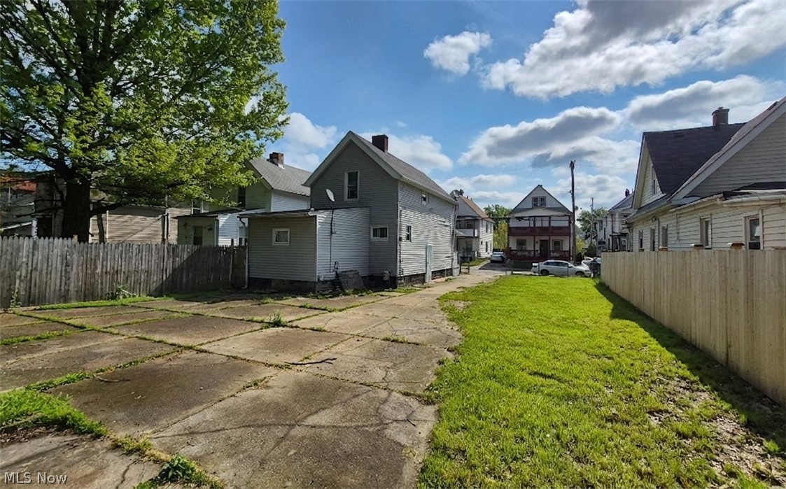 West Blvd - Residential