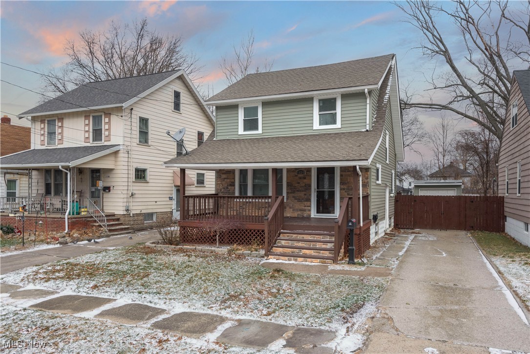 W B Thompson Trusteess 02 Ad - Residential