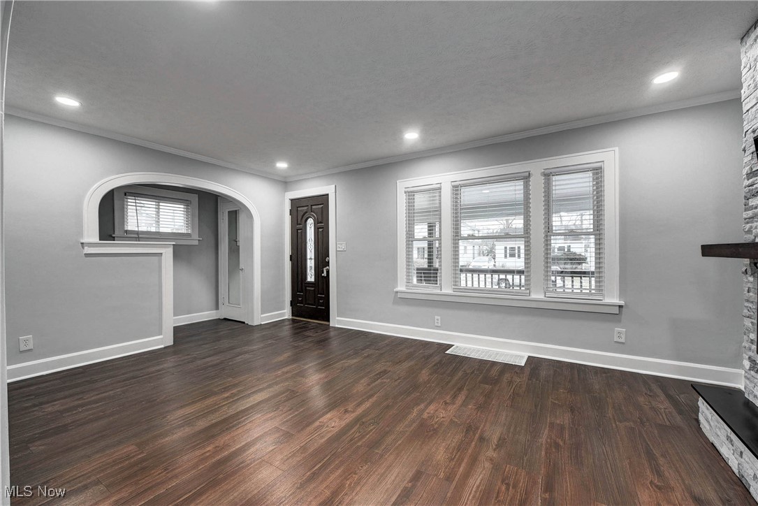 W B Thompson Trusteess 02 Ad - Residential