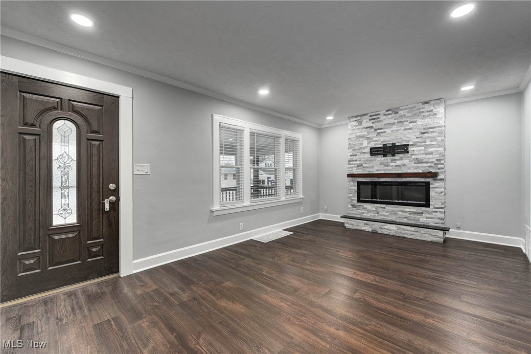 W B Thompson Trusteess 02 Ad - Residential
