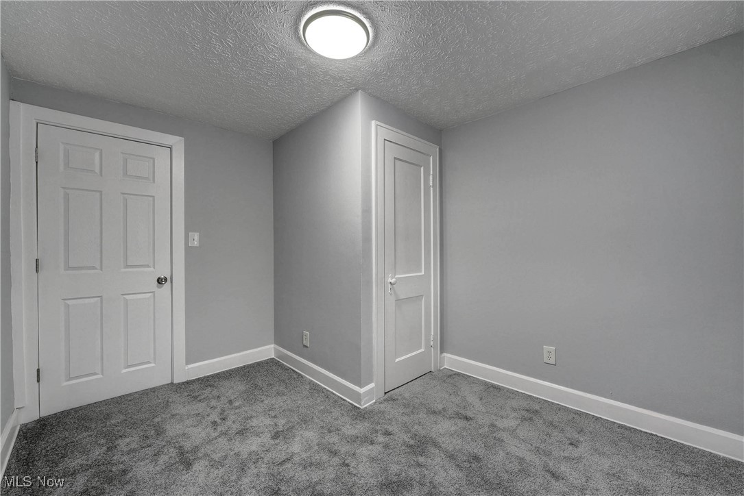 W B Thompson Trusteess 02 Ad - Residential