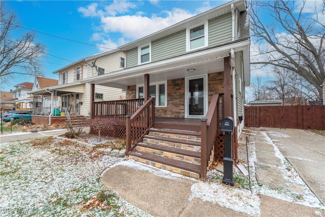 W B Thompson Trusteess 02 Ad - Residential