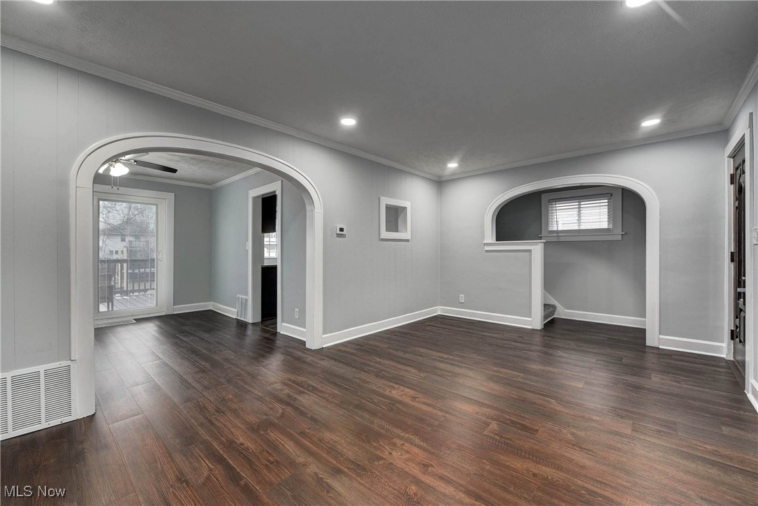 W B Thompson Trusteess 02 Ad - Residential
