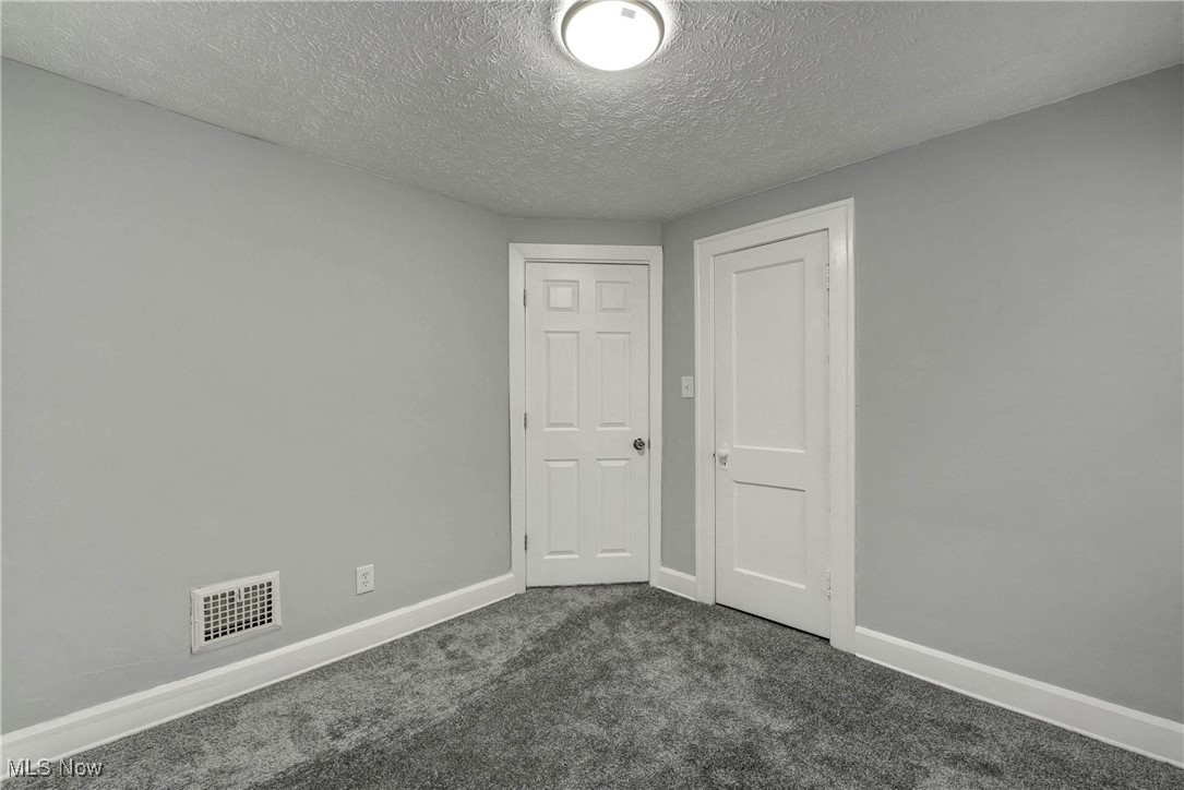 W B Thompson Trusteess 02 Ad - Residential