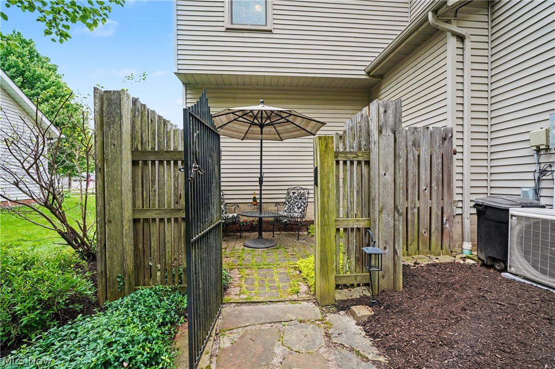 Ethans Green - Residential