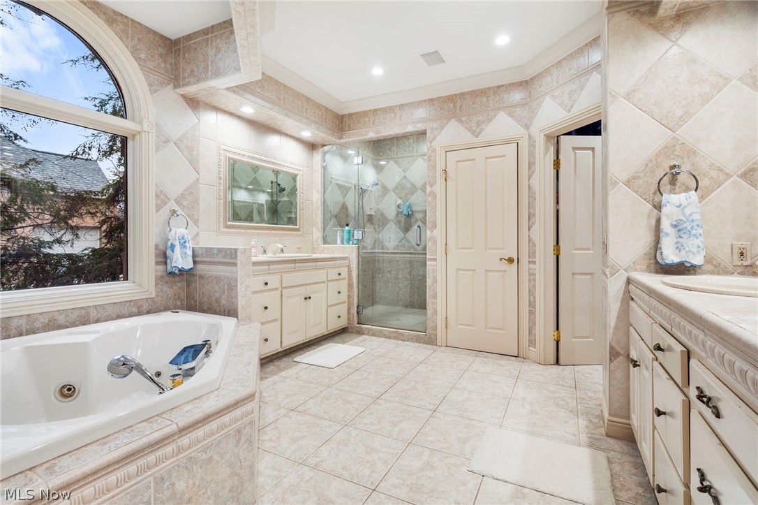 Glenmoor Estates - Residential