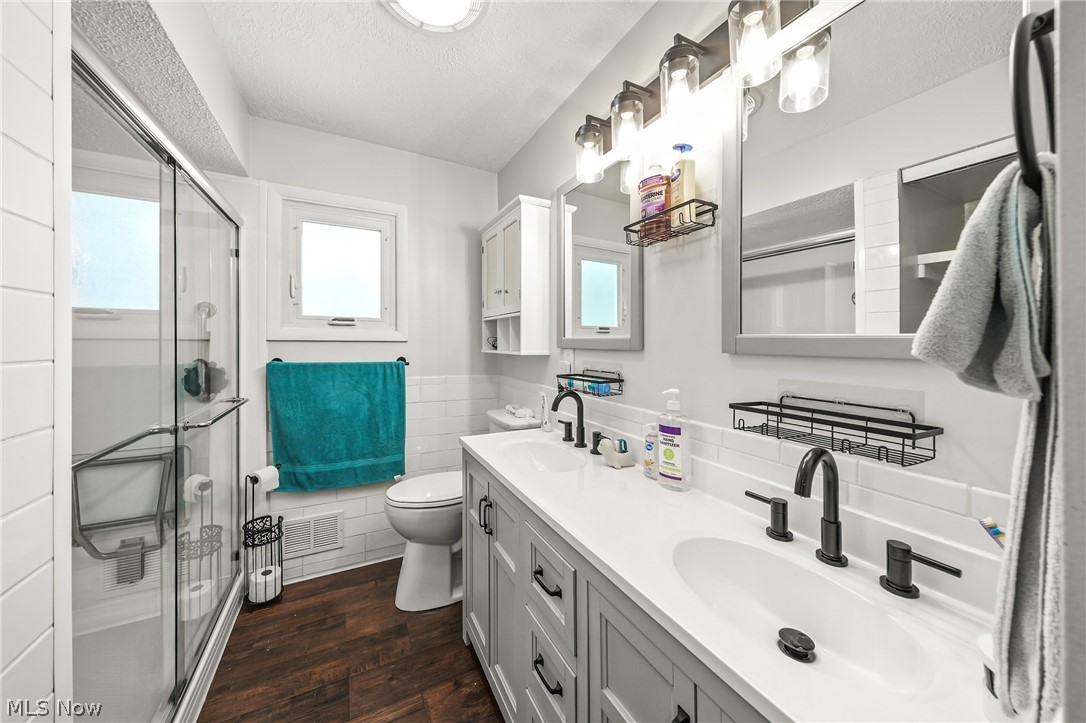Broadview Land Cos - Residential