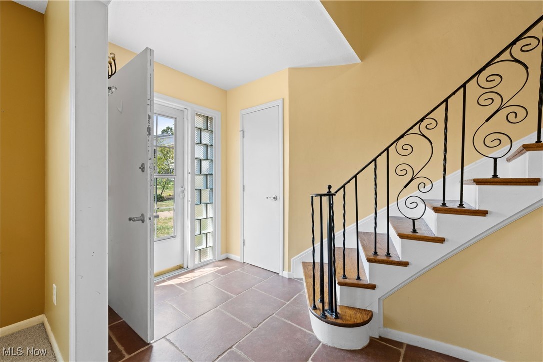 Meadowlawn Condo - Residential