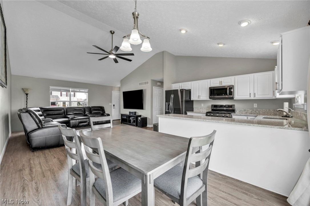 Meadow Lakes Sub - Residential