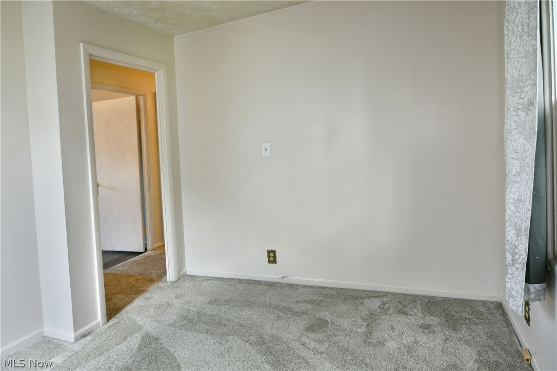 Oakview Manor - Residential