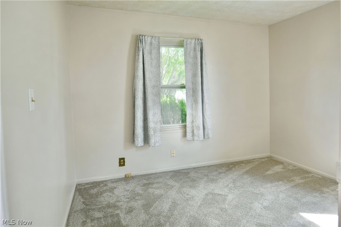 Oakview Manor - Residential