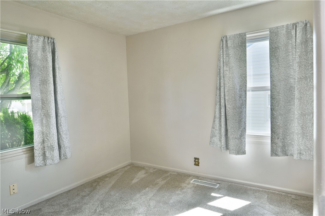 Oakview Manor - Residential