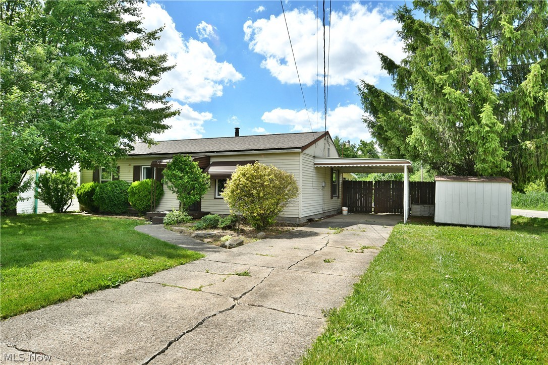 Oakview Manor - Residential