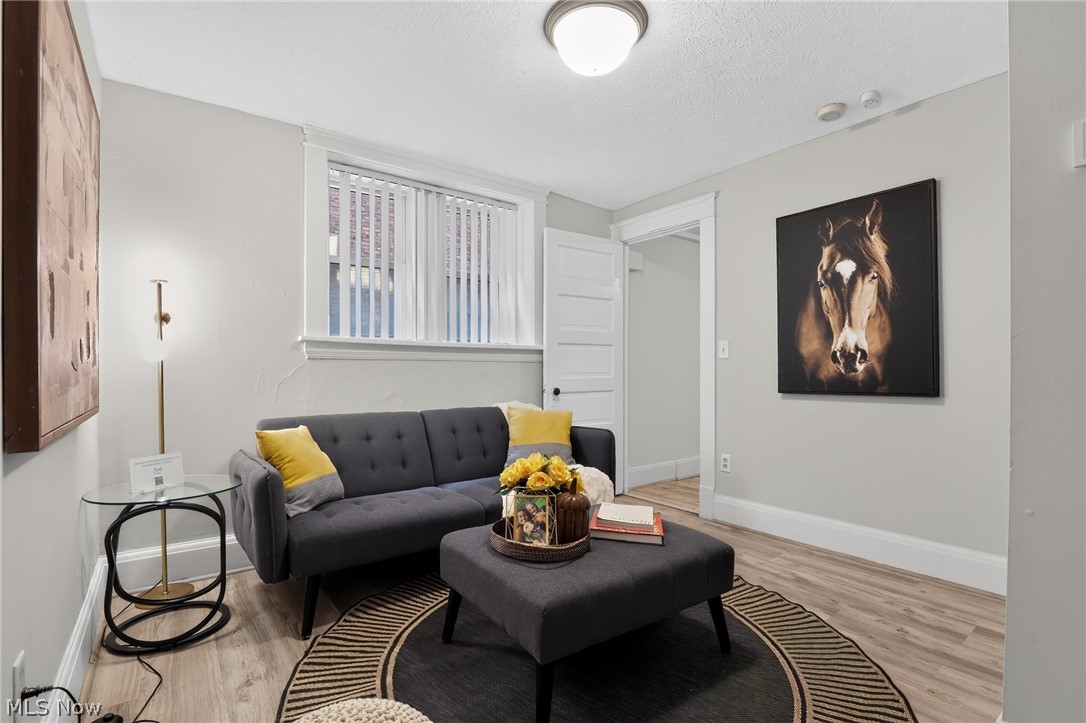 2476 Derbyshire Condo - Residential