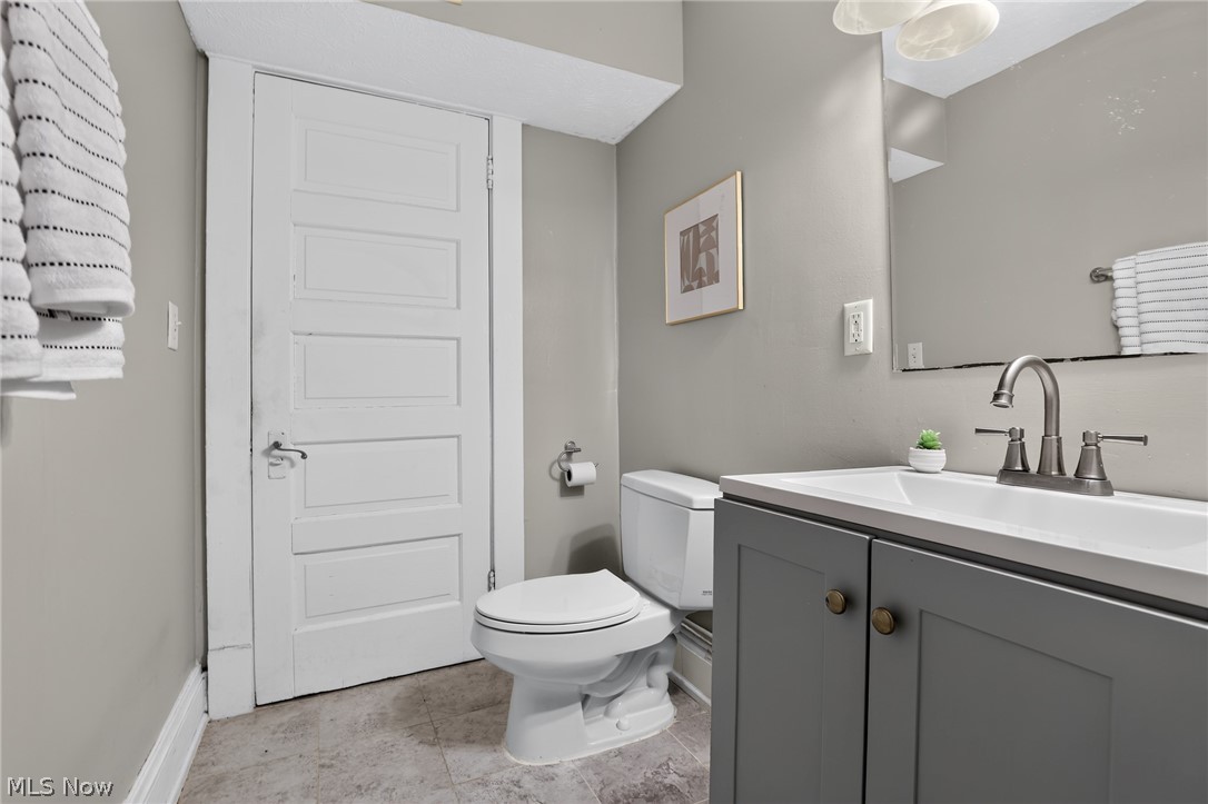 2476 Derbyshire Condo - Residential