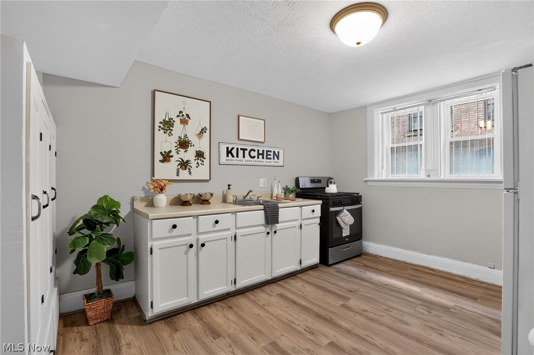 2476 Derbyshire Condo - Residential