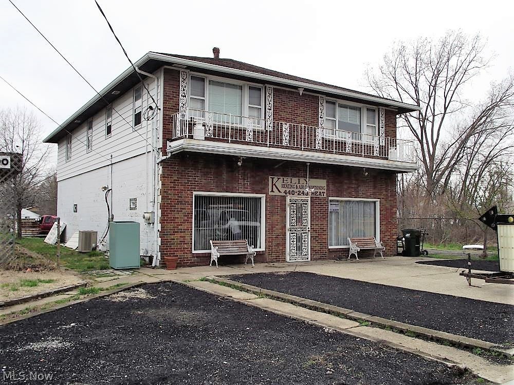 Formerly home of Stanley Garden Center. 32 x 52 concrete block and frame 2-story building.  Ground floor is currently vacant and has been used as retail.  2-car garage enters on side of building.  Upstairs is an apartment which  is vacant but was recently rented for $600 month. Includes lot to the north which makes parcel total 2 acres.  Selling "as is" to settle estate.
Property will be sold at Public Auction on Friday September 27, 2019 at 11 am.  
Open for inspection on Friday September 20th from 10 am till Noon or call Fred Barck for an appointment. 
$5000 non-refundable earnest money deposit day of sale.  Court ordered auction to settle estate - selling with confirmation of the Lorain County Probate Court and Executor of Estate - 
Lorain County Probate # 2018 ES 01231 - Estate of Sheila Zadekas