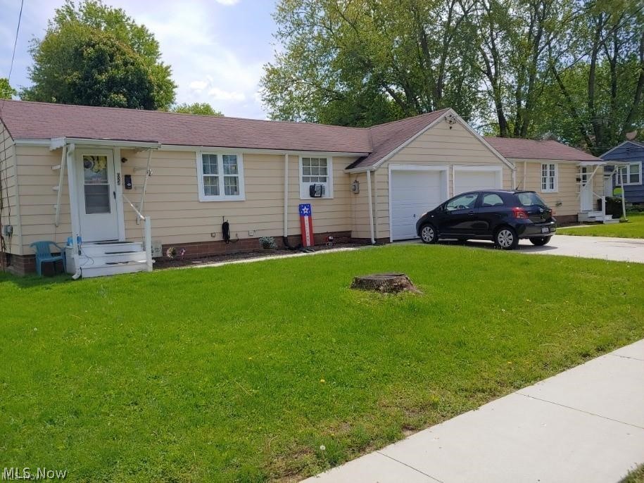 Awesome opportunity to own a nice income producing duplex in Louisville. Very Well kept and would be a great first time investment property or adding to a portfolio. many many upgrades and updates have been done over the years.  new concrete driveway, new sidewalks, new garage doors, new furnaces, new appliances in one of the units, long term tenant of 20 plus years, new flooring in 618, new paint in 2019, privacy fence installed in 2021, exterior trim painted in 2019. Selling As is