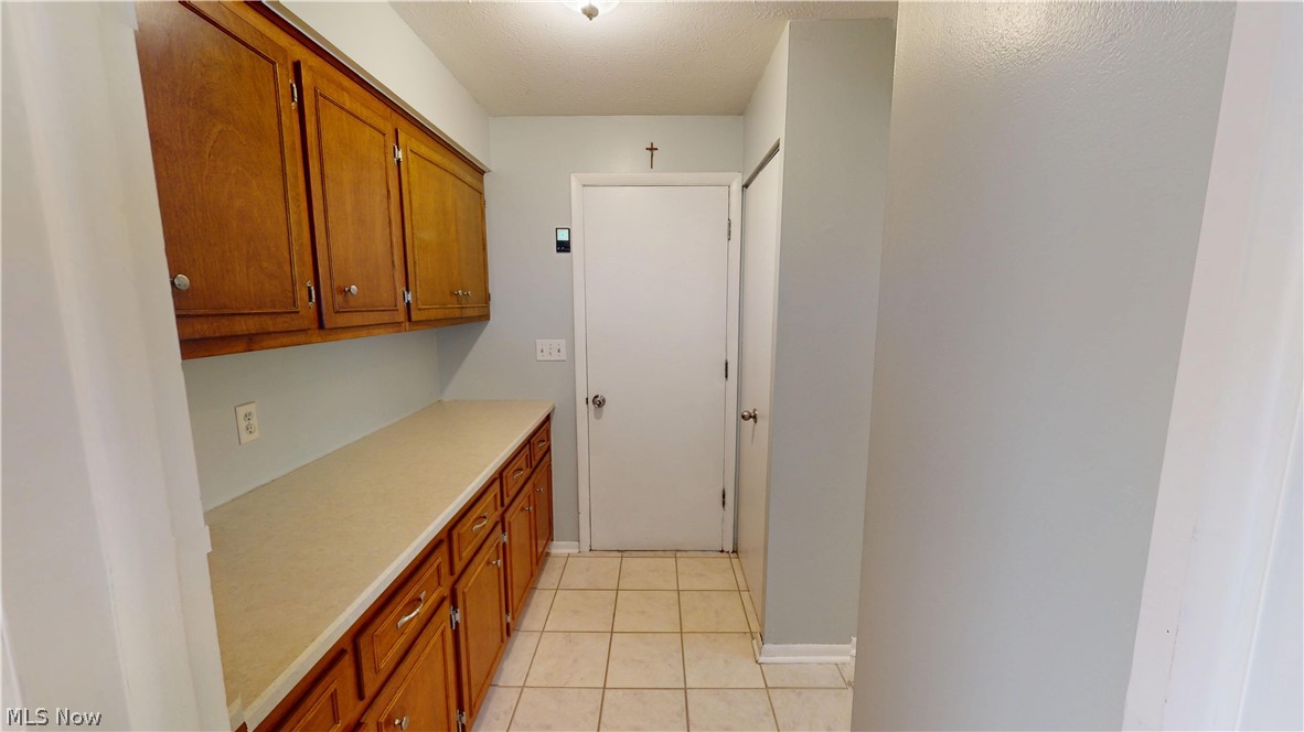 Wbw Investment Co Incs White - Residential