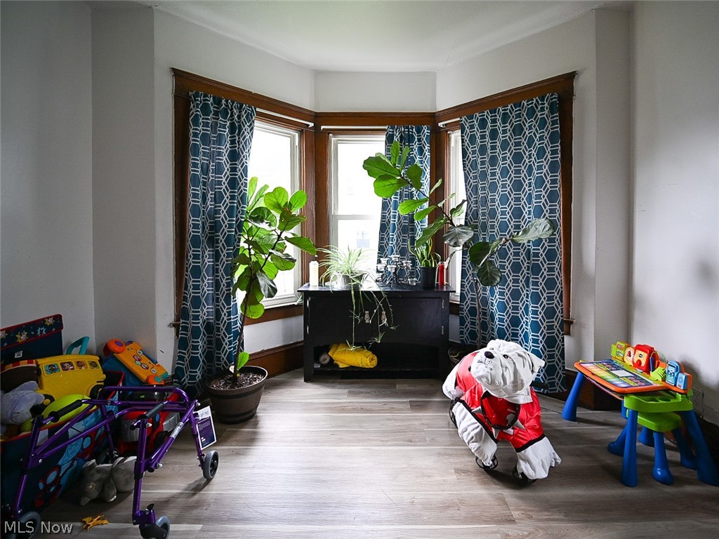 James Wards Add - Residential