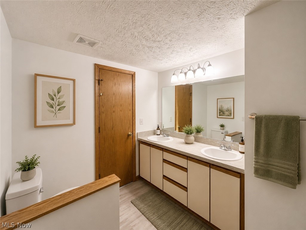 Pine Mill Ridge Condo - Residential