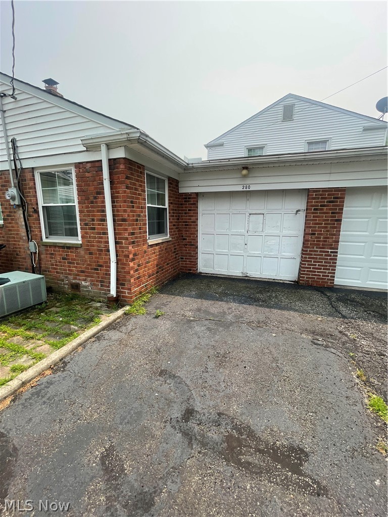 Benton Village Condo - Residential