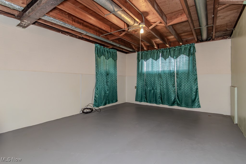 Union Realty Co Randall Park - Residential