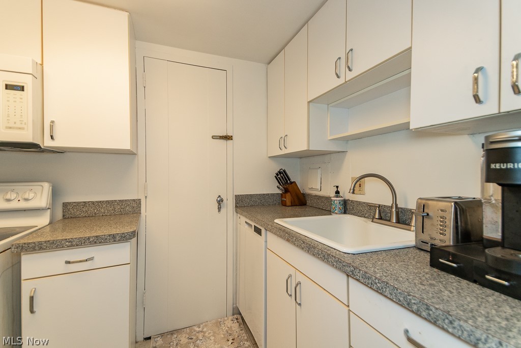 Shaker Club Condo - Residential