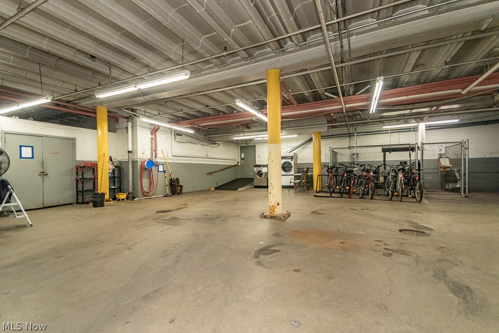 Shaker Club Condo - Residential