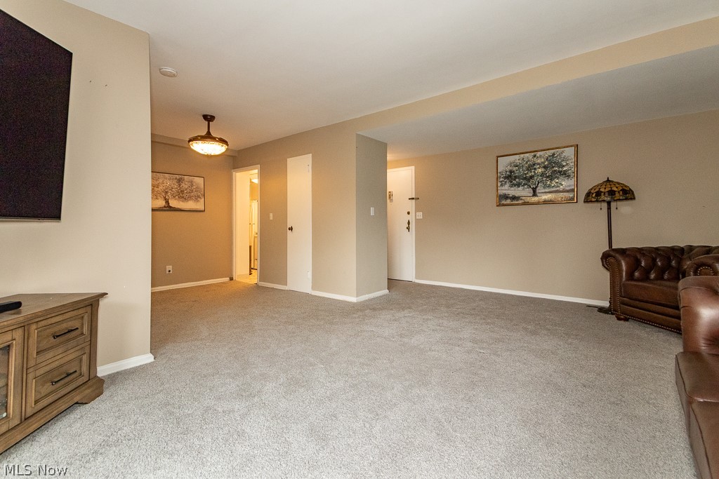 Shaker Club Condo - Residential
