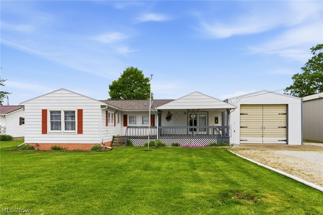 ONLINE AUCTION, the RESERVE (Minimum Bid) is $94,000. The auction ends at 7:00 PM, Thursday, June 11th, 2026. BUYERS MUST SIGN ACKNOWLEDGEMENT OF TERMS to bid. Agents, please see 'A2A'.This 3-bedroom, 1-bath ranch home sits on approximately 0.46± acres. Built in 1971, the home offers approximately 1,343 square feet of living space with one-level living.
The property includes a large garage and provides additional outdoor space with room for a variety of uses.