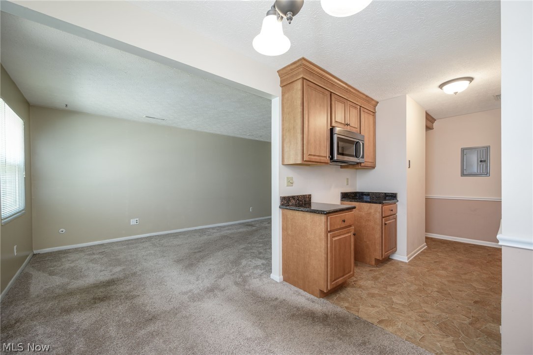 Country Club Apt Homes North Condo - Residential