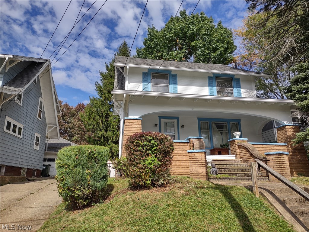 Investors welcome!! Needs TLC. Property is being SOLD AS IS. Seller will not make any repairs to the property.