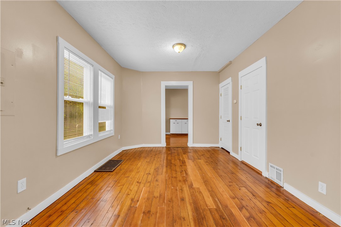 Gates & Sears Brooklyn Park Allo - Residential Lease